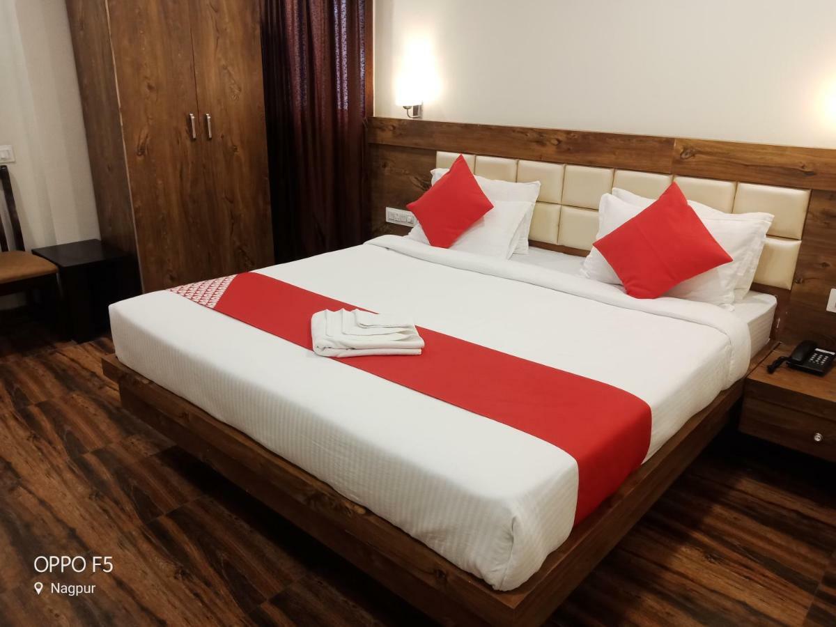 Hotel Star Zest House Nagpur Esterno foto