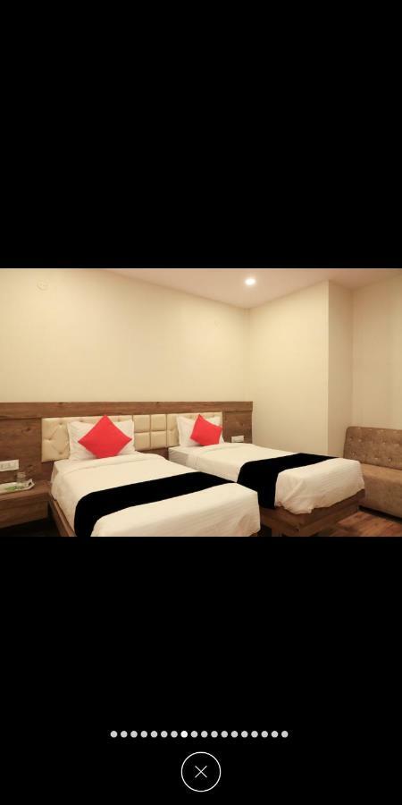 Hotel Star Zest House Nagpur Esterno foto